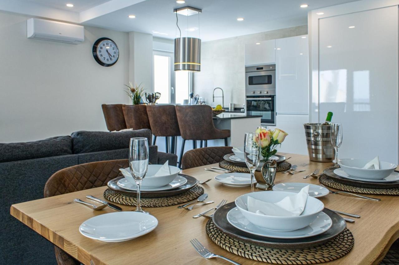 אלתיאה Luxurious Appartement Mediterraneo מראה חיצוני תמונה